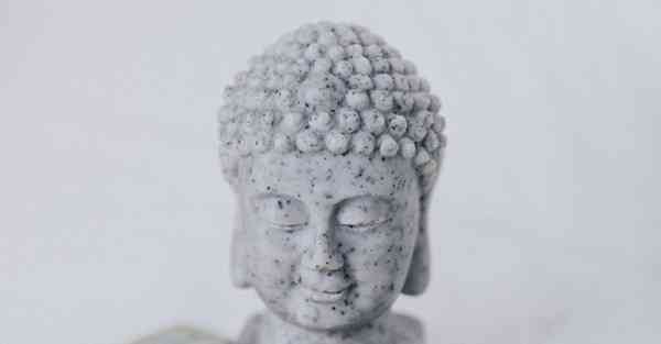 AI字体替换后有白条（AI如何替换统一颜色字体）