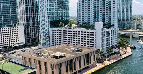 尚美智能机器人