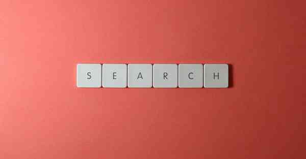 人工智能机器人和人谈恋爱