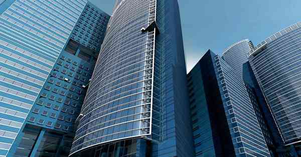 免费AI人工智能聊天（AI人工智能聊天机器人）