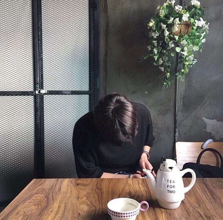 喻楠蓝红