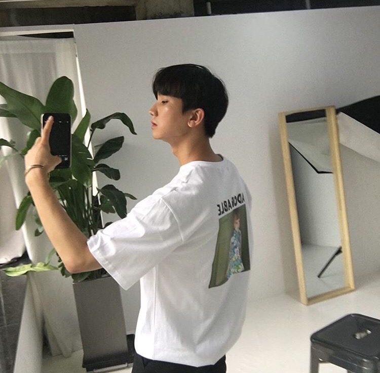 缪珍天凡