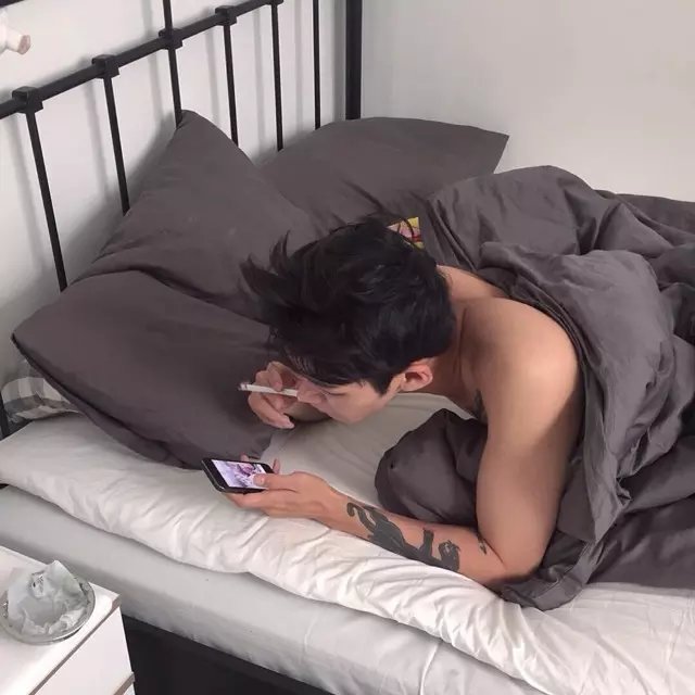 费绍新纪