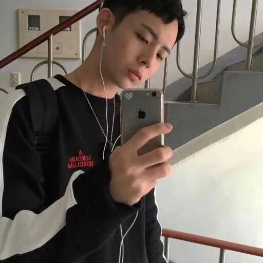 柏香启雄