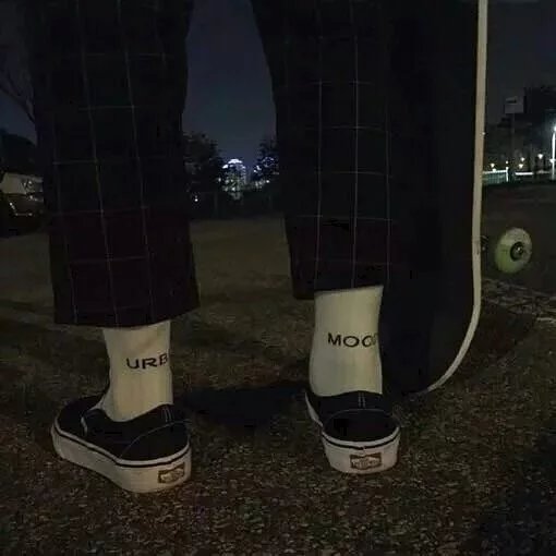 孟岚苛彩