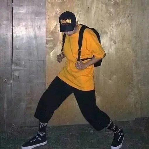 步宽忠茜